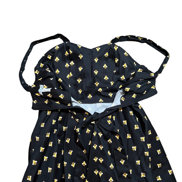 Eva Rose: Black and Gold Bee Dress - Picture 12 of 15
